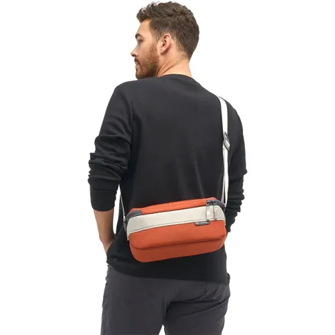 Gomatic-Luma-Camera-Sling-9L-Rust-Red_8.jpg