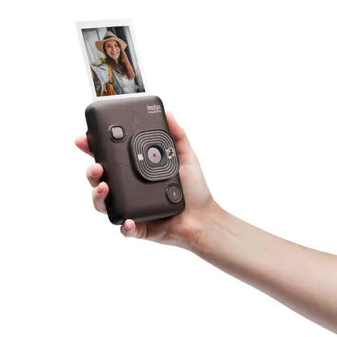 fujifilm-instax-mini-liplay-deepbronze-7.jpg