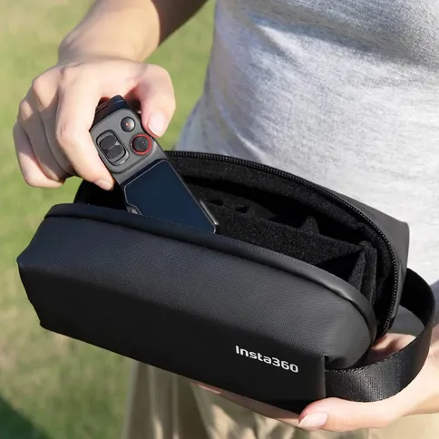Insta360-Carry-Bag-for-Luna-series-black_6.jpg