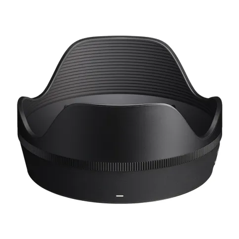 Sigma-14-40mm-lens-hood.jpg