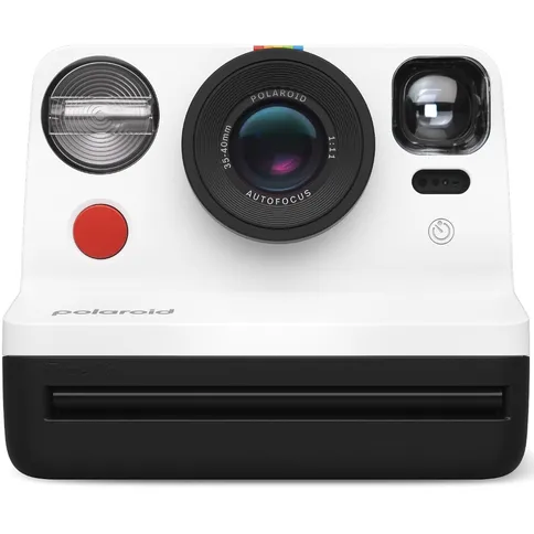 polaroid-now-everything-box-bw_6.jpg