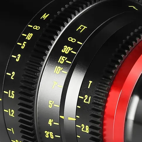 Meike-Prime-24mm-T2-1-Cine-lens-full-frame-EF-mount_5.jpg