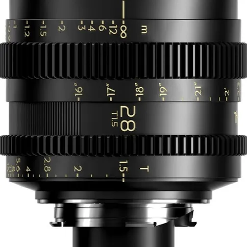 Thypoch-Simera-C-28mm-T1-5-FF-Prime-Cine-Lens-voor-Leica-M-mount_1.jpg