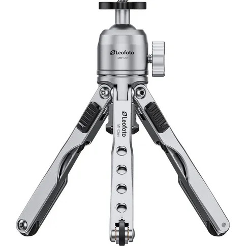 Leofoto-MT-03-mini-table-tripod-MBH-20-ballhead-silver_2.jpg