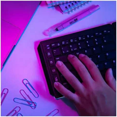 Mobile-Pixels-Tetra-Keyboard_8.jpg