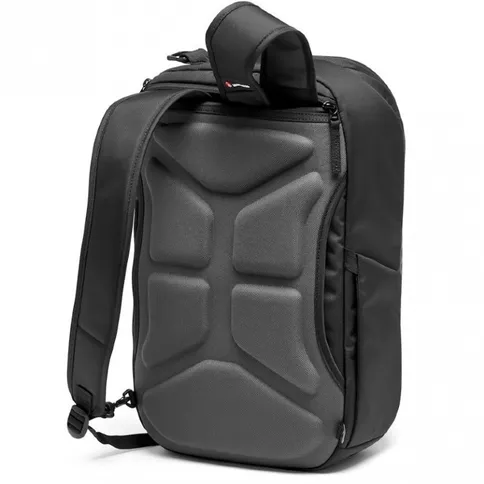 Manfrotto-Advanced-Hybrid-Backpack M_III_3.jpg