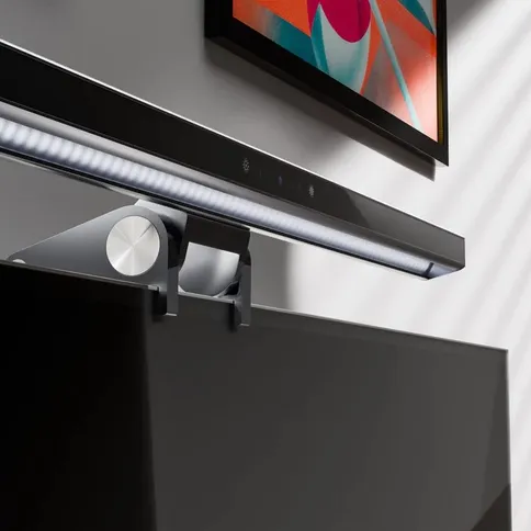 Alogic-Illuminate-Light-Bar-4K-autofocus-camera-space-grey_3.jpg