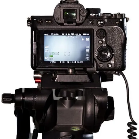 SWIT-DB-FZ100-Sony-NP-FZ100-USB-C-Dummy-Battery_4.jpg