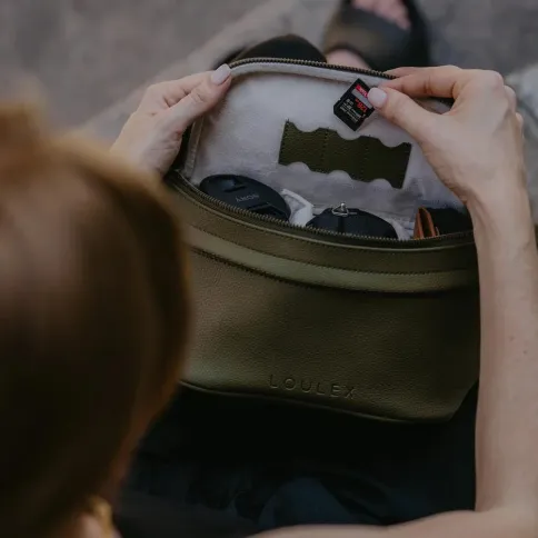 loulex-fanny-pack-olive_3.webp