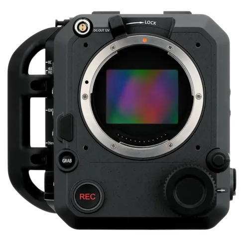 fujifilm-gfx-eterna-1.jpg