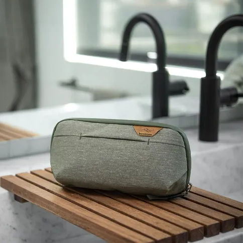 peakdesign_washpouch_small_sage-5.jpg