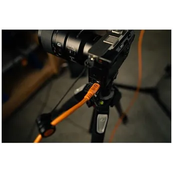 Tether-Tools-TetherPro-Optima-10G-USB-C-1-8m-straight-orange_4.jpg