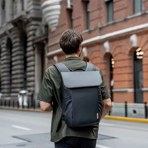PGYTech-OneGo-Air-Backpack-20L-Obsidian-Black_4.jpg