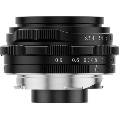 Thypoch-Ksana-21mm-F3-5-with-lens-hood-Leica-M-black_4.jpg