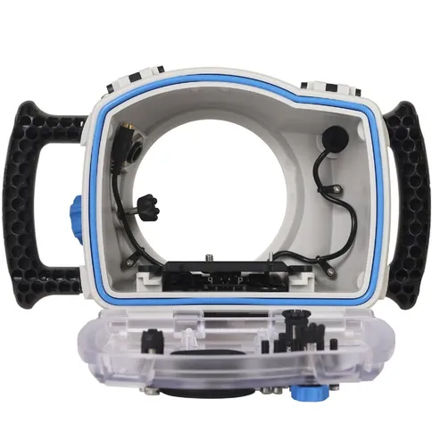 Aquatech-EDGE-Canon-R5-Sport-Housing_7.jpg
