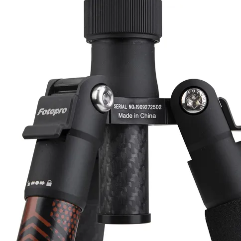 Fotopro-X-Aircross-1-Mini-carbon-tripod-zwart_6.jpg