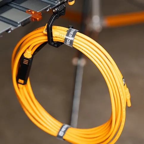 5_Tether_tools_aerotac_hook_set.jpg
