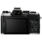 OM SYSTEM OM-5 II argento + 14-150mm f/4.0-5.6 ED II