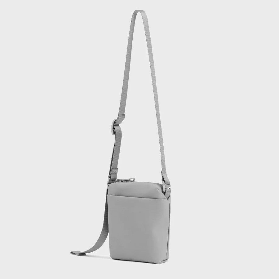 Urth Andesite Camera Pouch, stone
