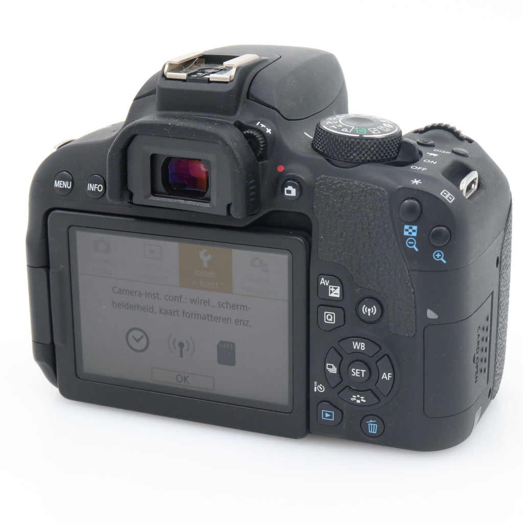 Canon EOS 800D body used