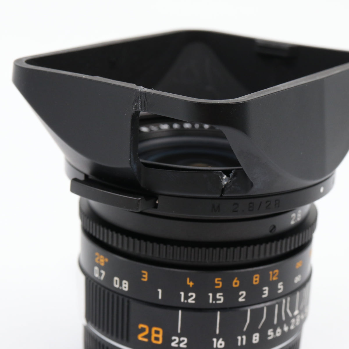 Leica 11809 Elmarit-M 28mm F/2.8 used