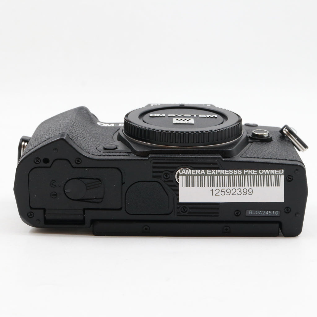 OM SYSTEM OM-5 body used